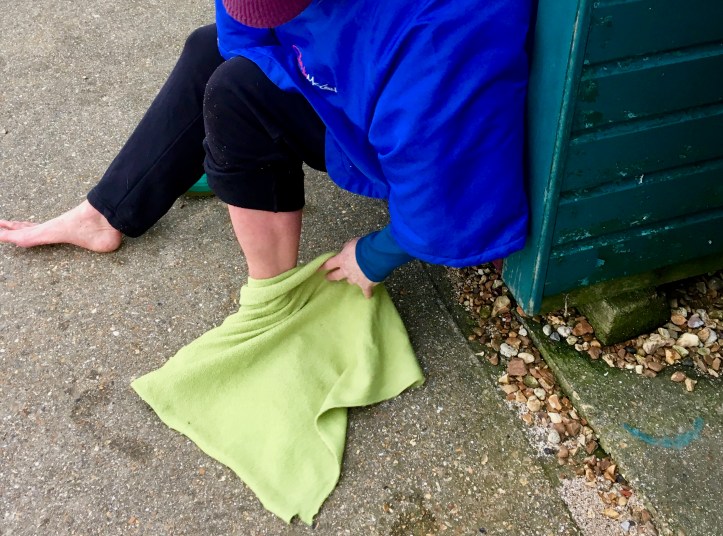 orange hat ladies, sea swimming, wild swimming, outdoor swimming, portyanki, swim blog, swim kit