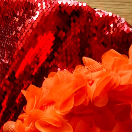 orange hat ladies, sea swimming, swimming women